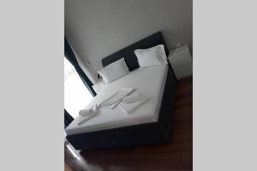 Andreve Apartment By Onix Blue Mamaia Nord, Baby Friendly, Private Parking Navodari Ngoại thất bức ảnh