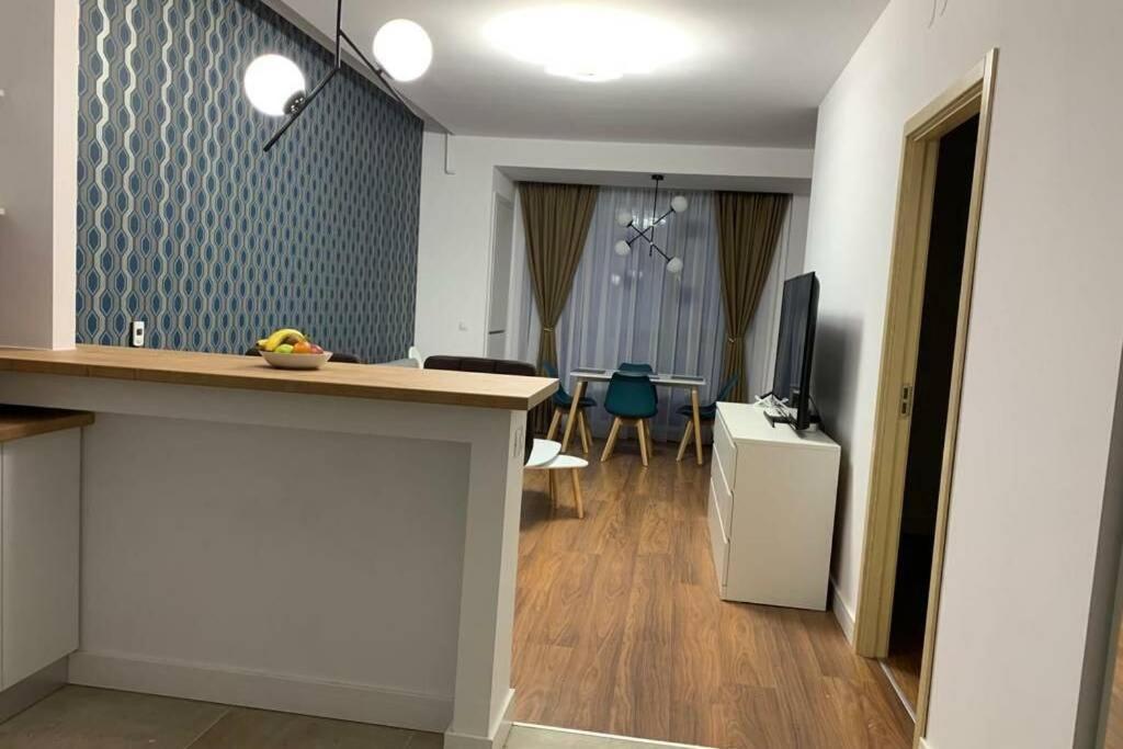 Andreve Apartment By Onix Blue Mamaia Nord, Baby Friendly, Private Parking Navodari Ngoại thất bức ảnh